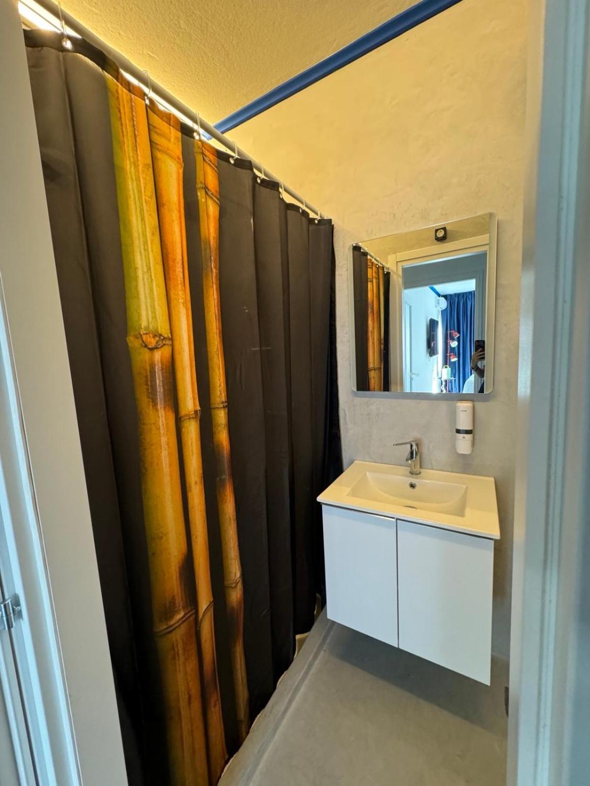 Voulis 45 Plaka Suite By Zeussuites Atena Exterior foto