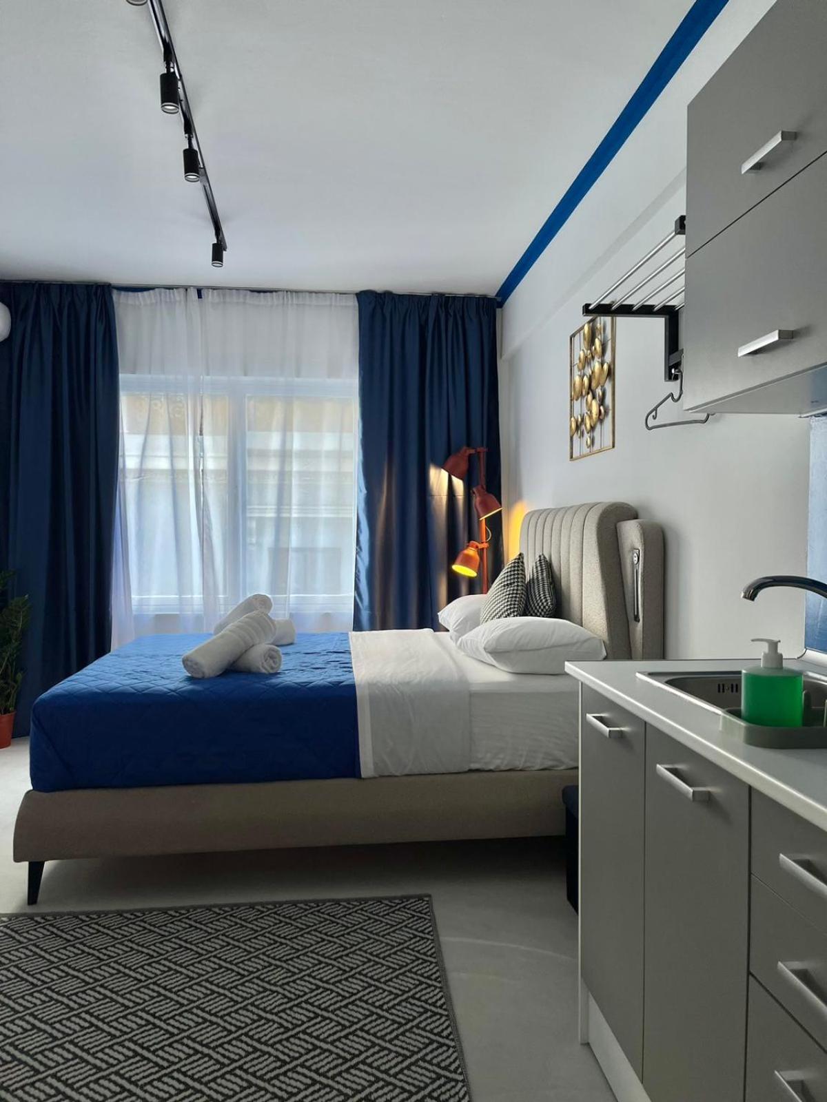 Voulis 45 Plaka Suite By Zeussuites Atena Exterior foto